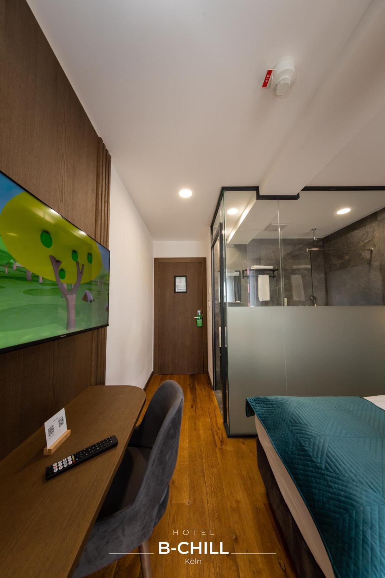 B-Chill Cologne Hotel Bagian luar foto
