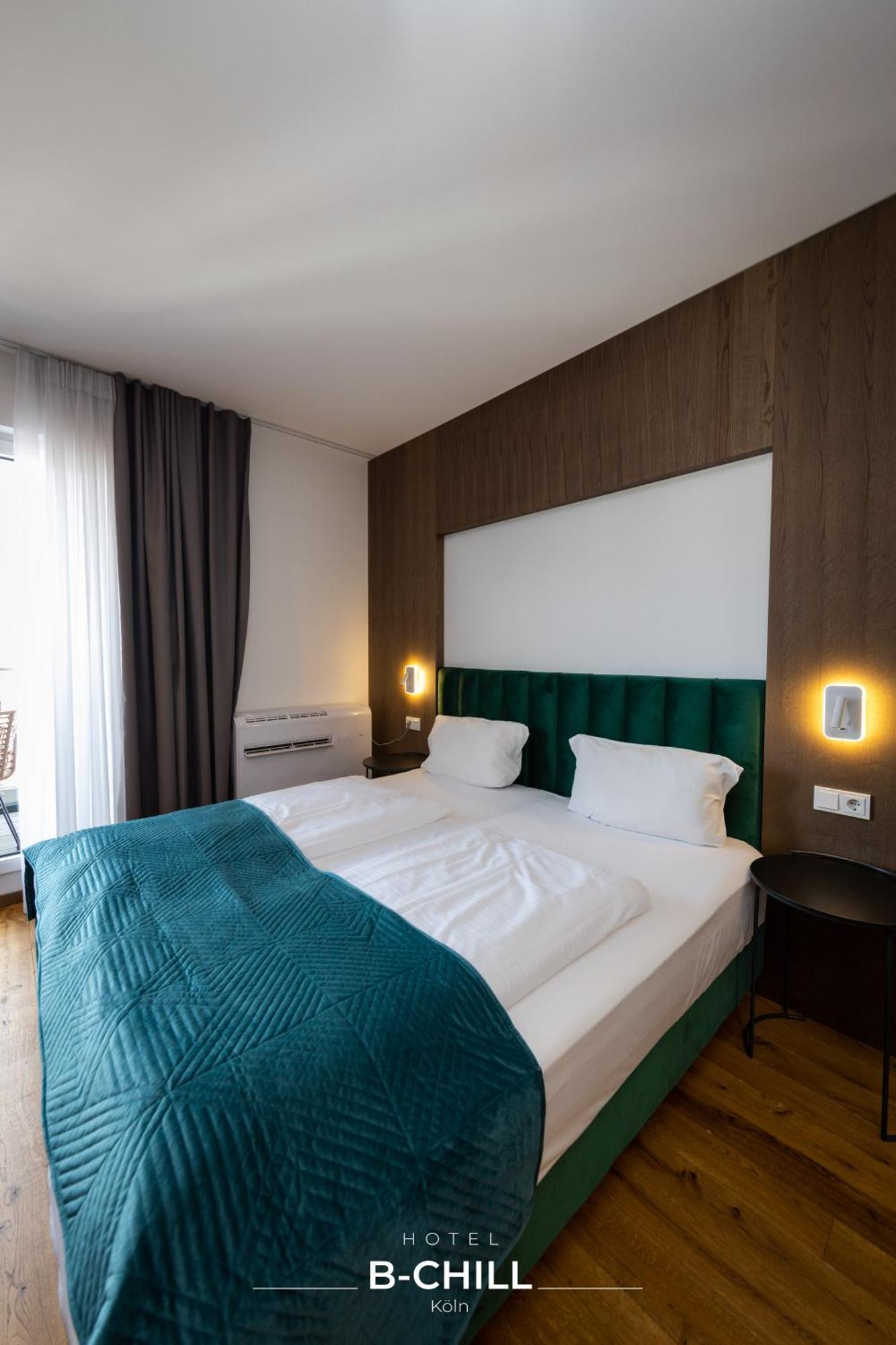 B-Chill Cologne Hotel Bagian luar foto