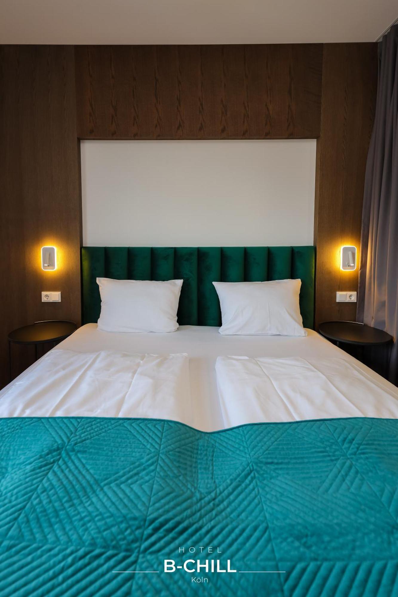 B-Chill Cologne Hotel Bagian luar foto