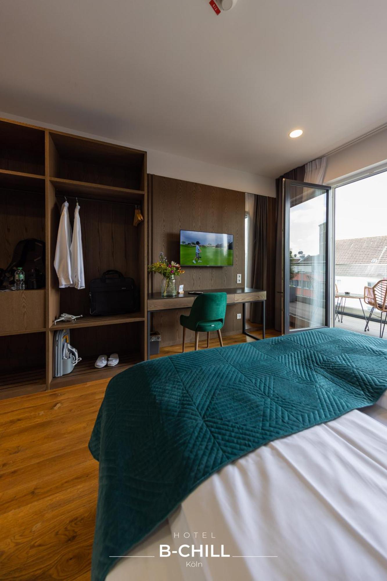 B-Chill Cologne Hotel Bagian luar foto