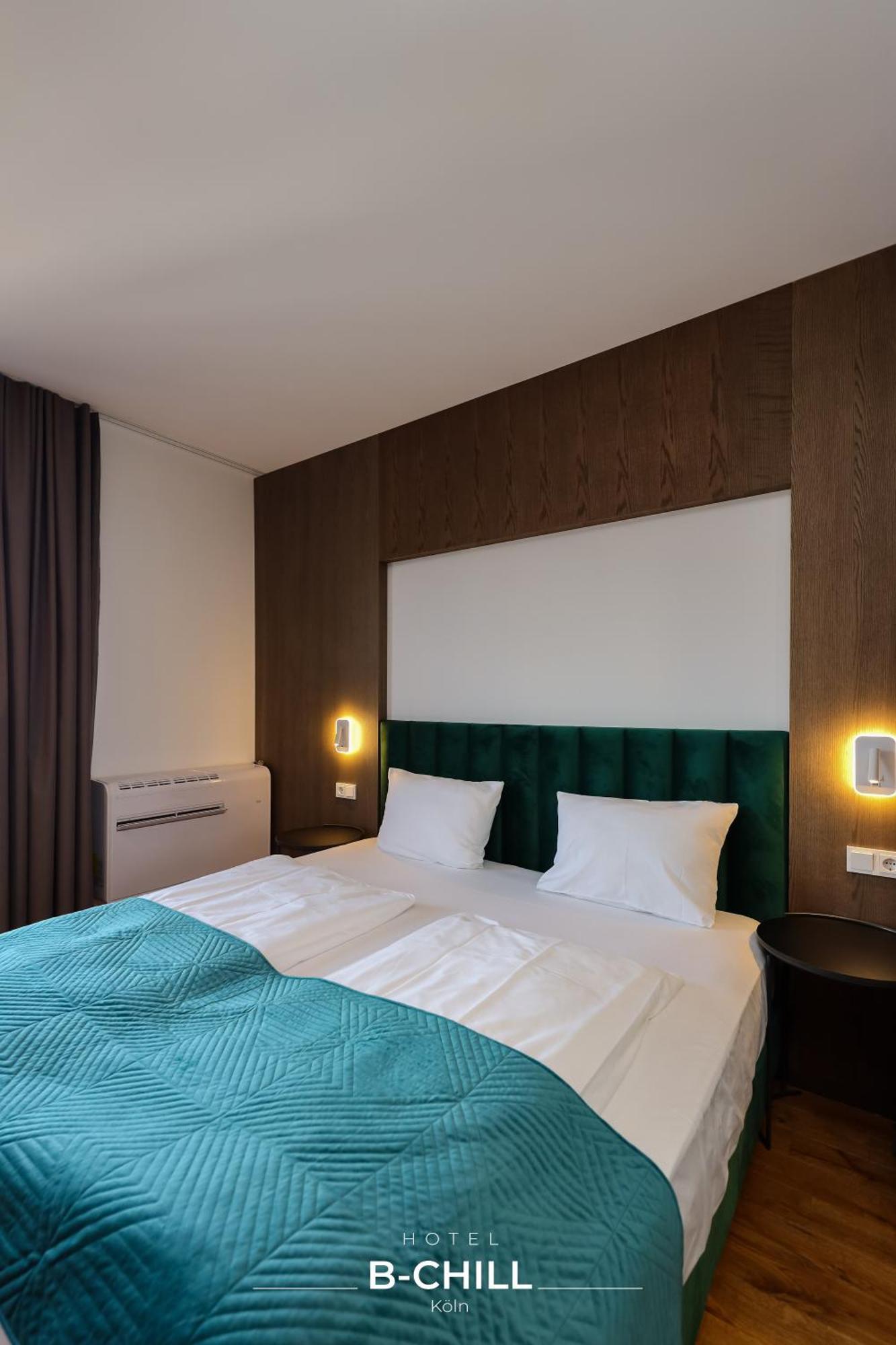 B-Chill Cologne Hotel Bagian luar foto