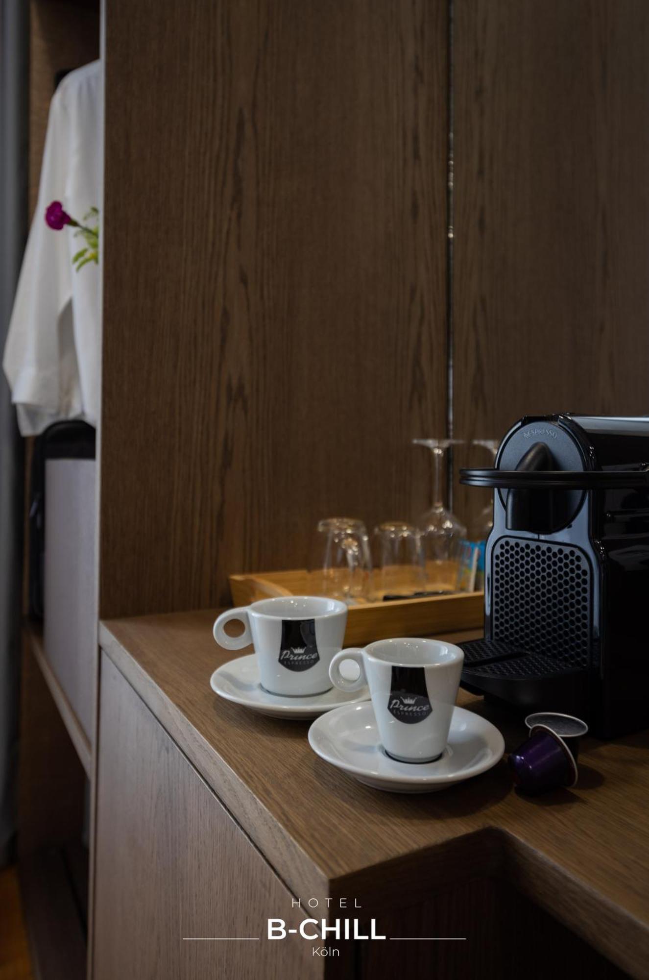 B-Chill Cologne Hotel Bagian luar foto